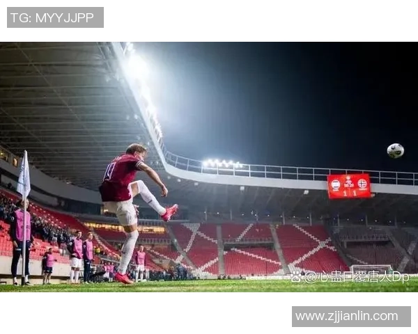 足球队2号球星表现突出 引领球队迈向新辉煌 足球队2号球星表现突出 引领球队迈向新辉煌