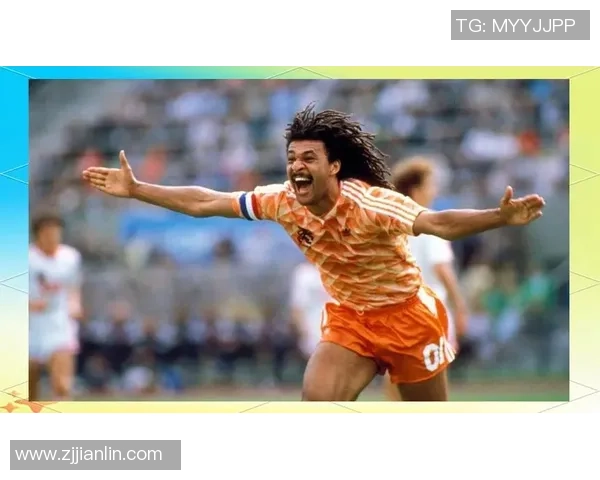 踢足球的球星们如何通过技术与团队合作成就传奇职业生涯